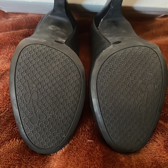 🧡 3 for $20 Jessica Simpson heels - Picture 3 of 6